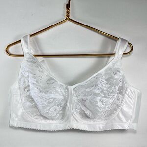 Comfort Choice Women's Easy Enhancer Lace Wireless Bra White Size 48C